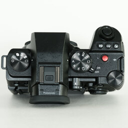 Panasonic LUMIX S5II DC-S5M2