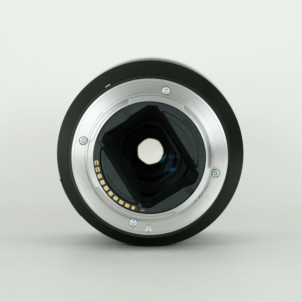 SONY Vario-Tessar T* FE 16-35mm F4 ZA OSS SEL1635Z SONY Vario-Tessar T* FE 16-35mm F4 ZA OSS SEL1635Z