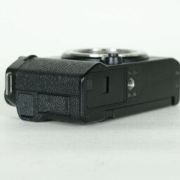 FUJIFILM X-M5