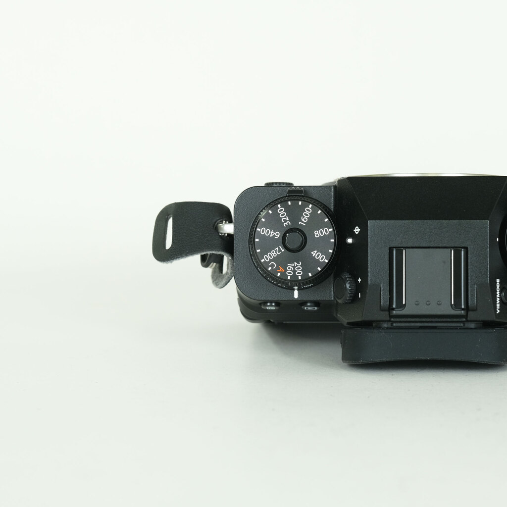 FUJIFILM X-T4