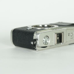 OLYMPUS PEN E-P1 ボディ シルバー