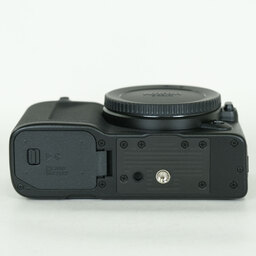 Nikon ZR