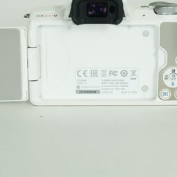 Canon EOS Kiss M