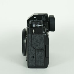 FUJIFILM X-T4