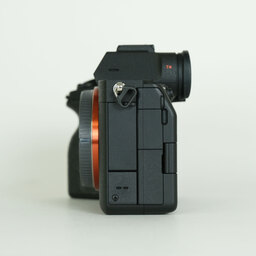 SONY α7 IV(ILCE-7M4) SONY α7 IV(ILCE-7M4)