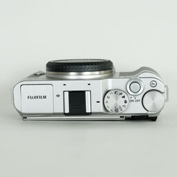 FUJIFILM X-A3 ボディ  シルバー