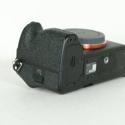 SONY α7 IV(ILCE-7M4) SONY α7 IV(ILCE-7M4)