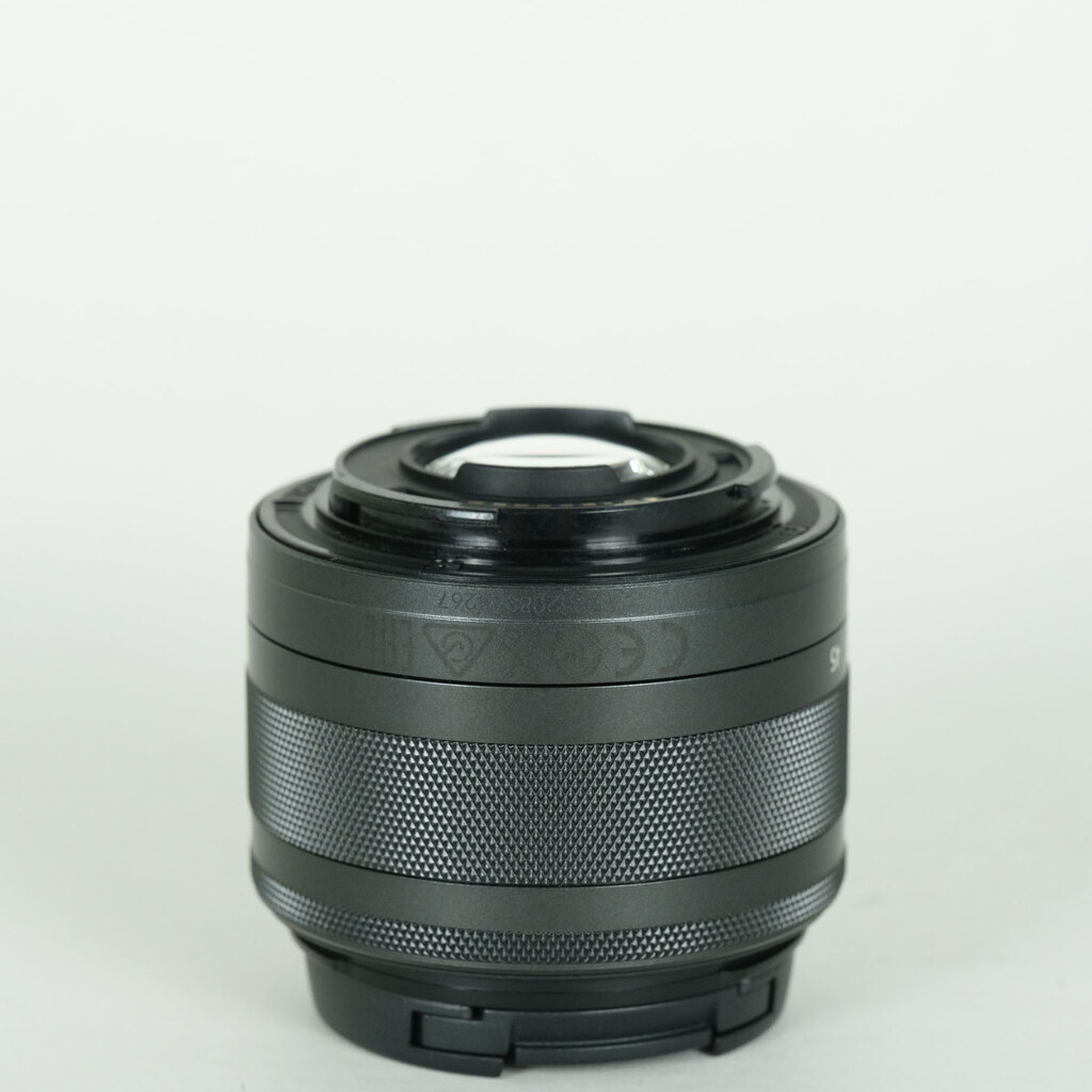 Canon EF-M15-45mm F3.5-6.3 IS STMの出品 | ONE SCENE（ワンシーン）