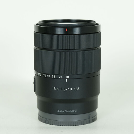 SONY E 18-135mm F3.5-5.6 OSS SEL18135