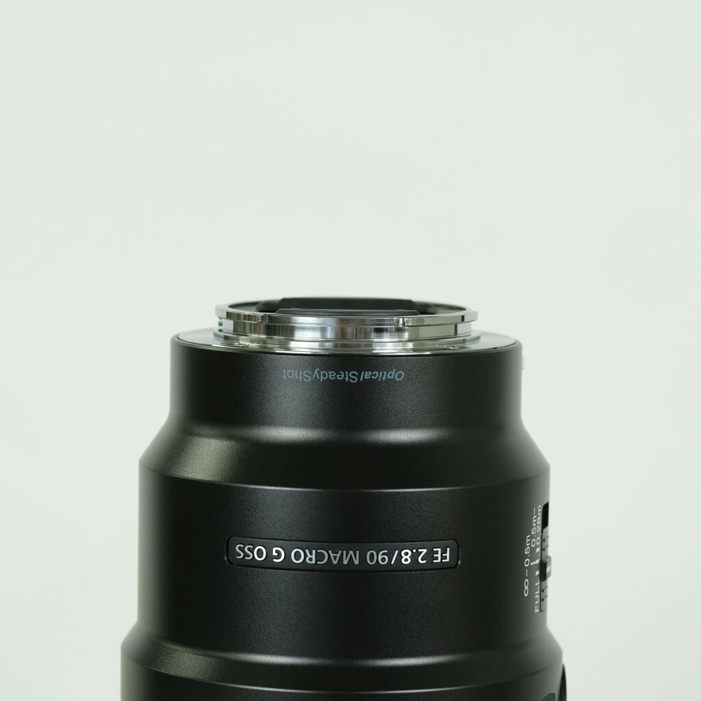 SONY FE 90mm F2.8 Macro G OSS SEL90M28G