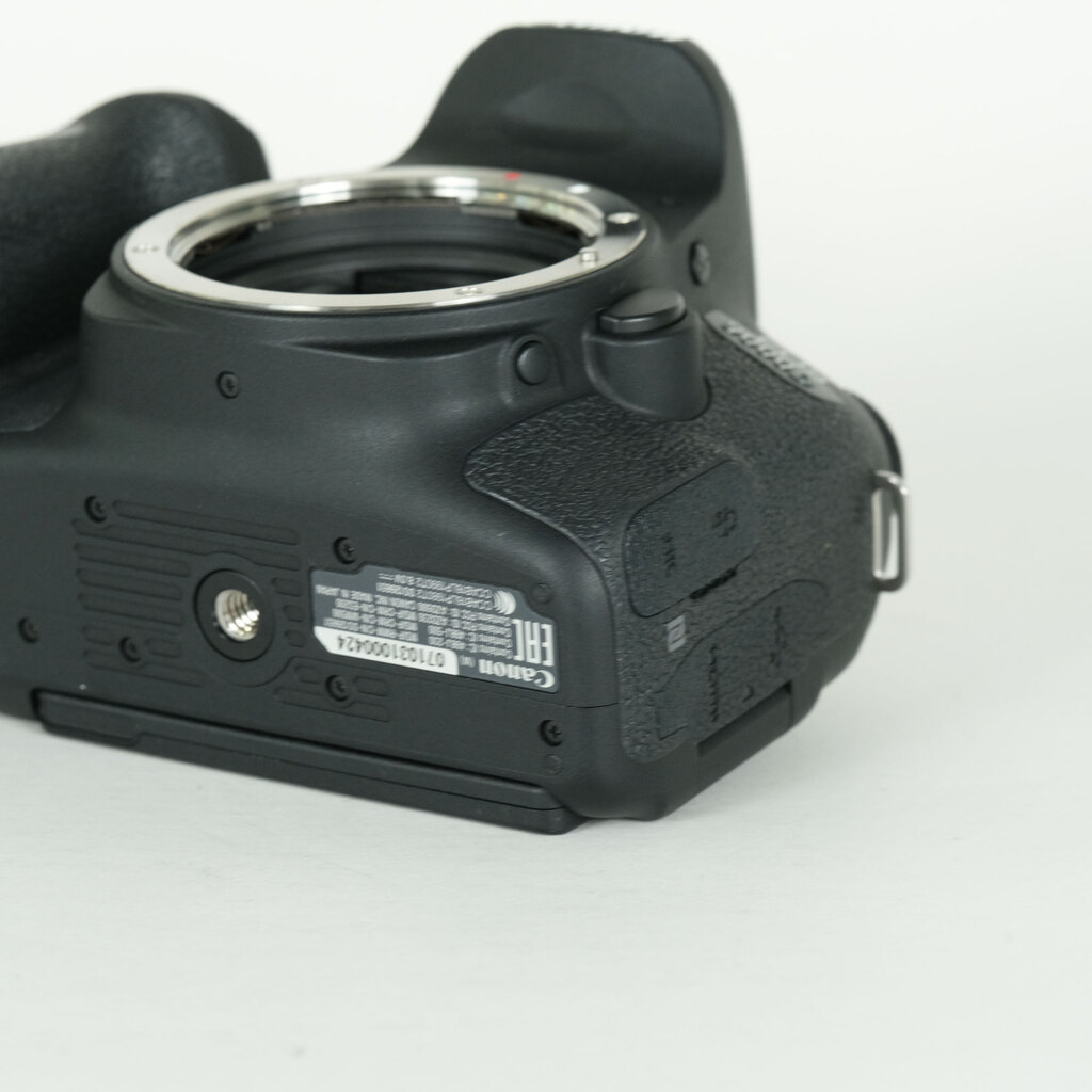 Canon EOS 9000Dの出品 | ONE SCENE（ワンシーン）