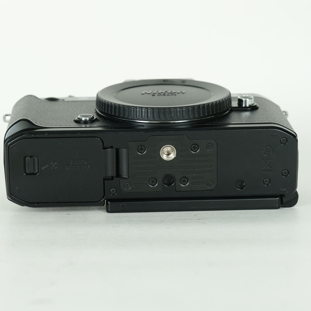 Nikon Z fの出品 | ONE SCENE（ワンシーン）