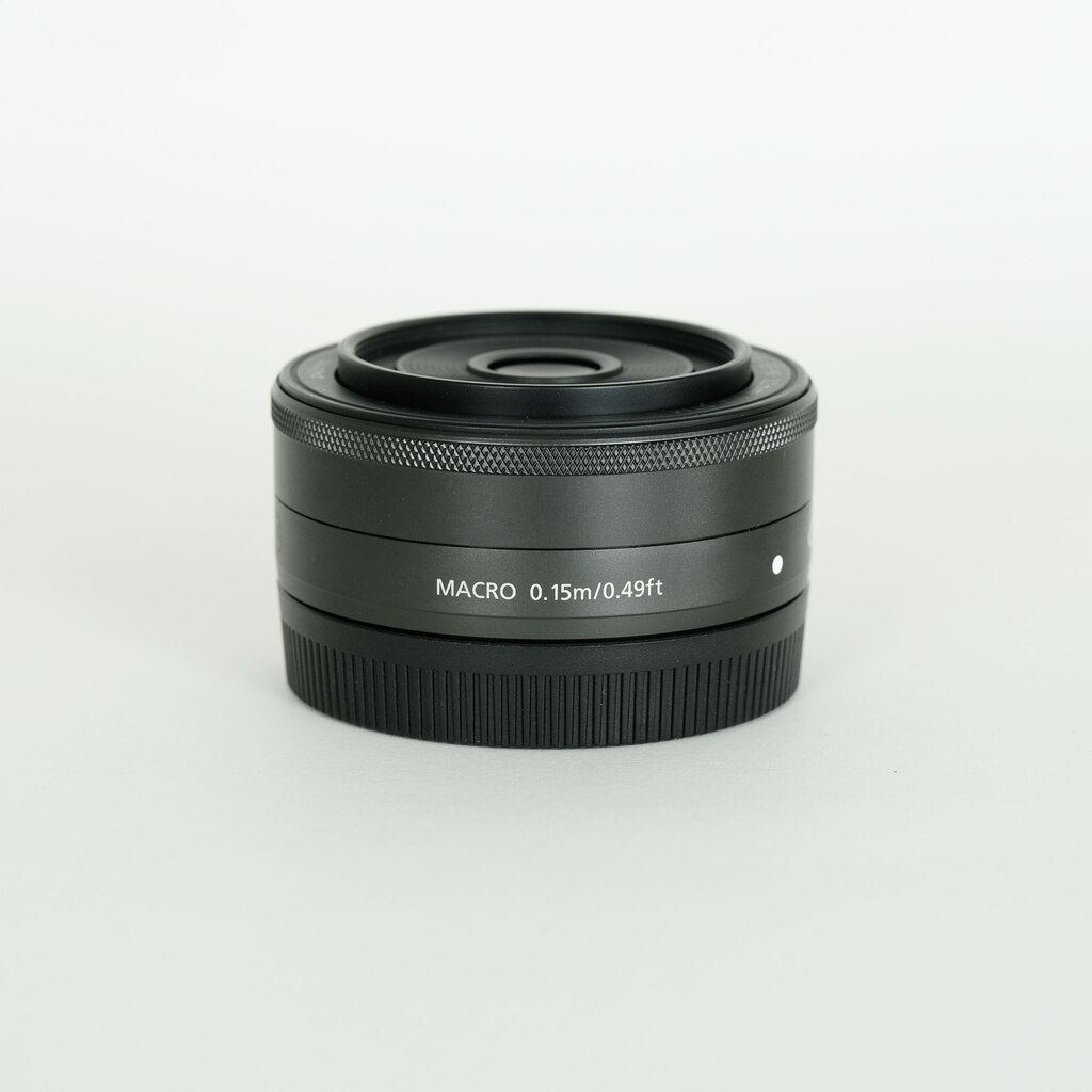 Canon EF-M22mm F2 STM