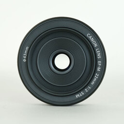 Canon EF-M22mm F2 STM