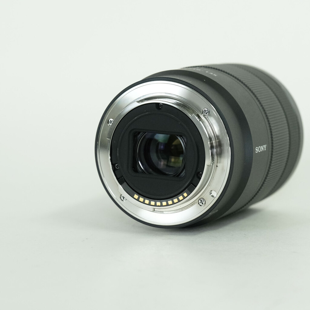 SONY E 18-135mm F3.5-5.6 OSS SEL18135 SONY E 18-135mm F3.5-5.6 OSS SEL18135