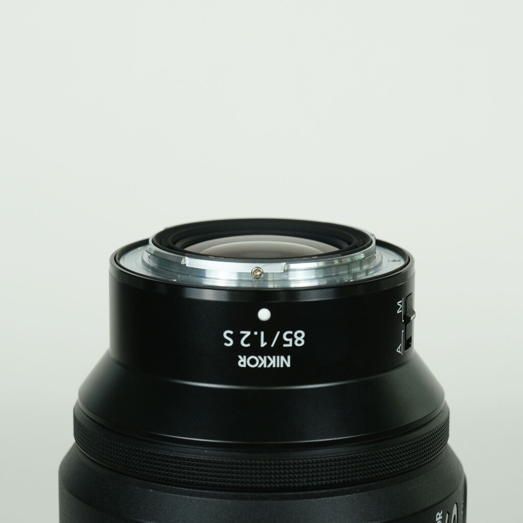 Nikon NIKKOR Z 85mm f/1.2 S Nikon NIKKOR Z 85mm f/1.2 S