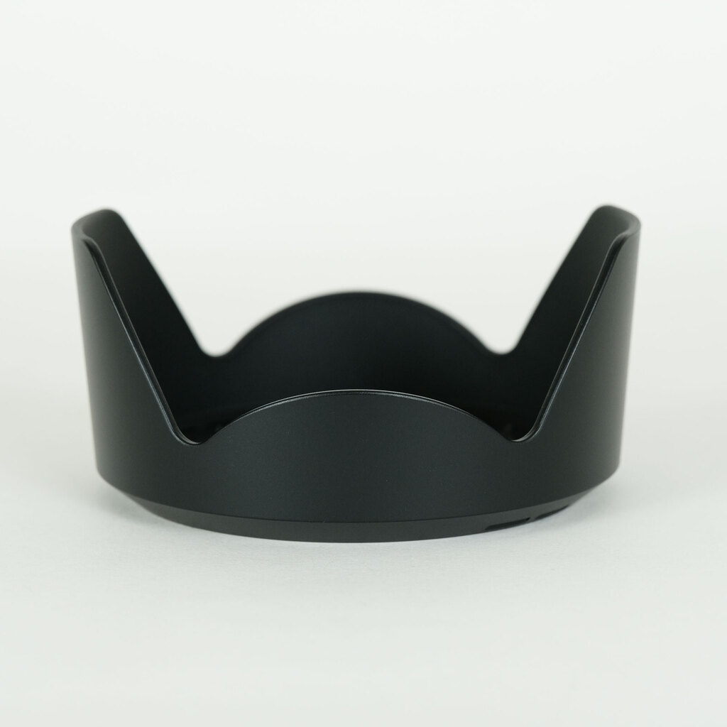 SONY FE 24-240mm F3.5-6.3 OSS SEL24240