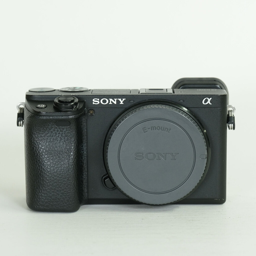 SONY α6400(ILCE-6400) SONY α6400(ILCE-6400)