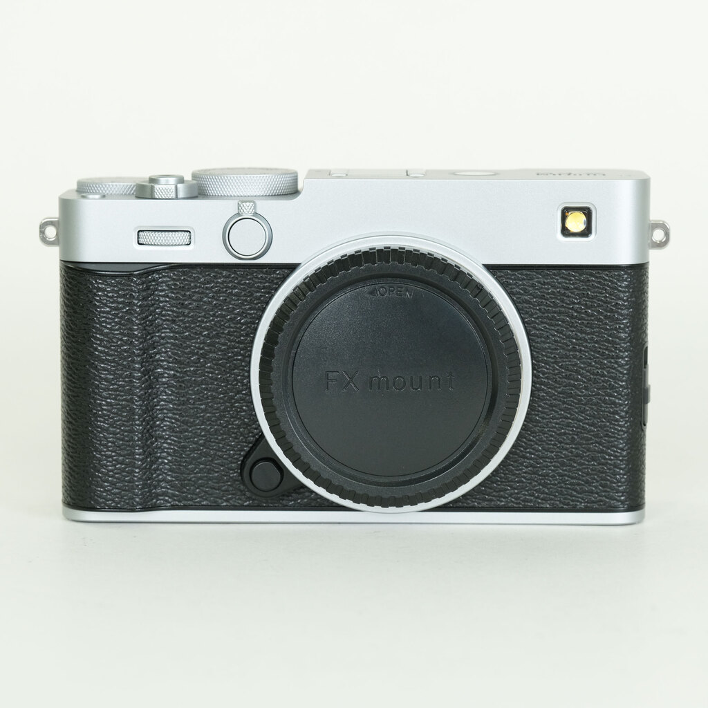 FUJIFILM X-E5