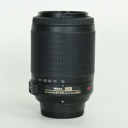 Nikon AF-S DX VR Zoom-Nikkor 55-200mm F4-5.6G IF-ED