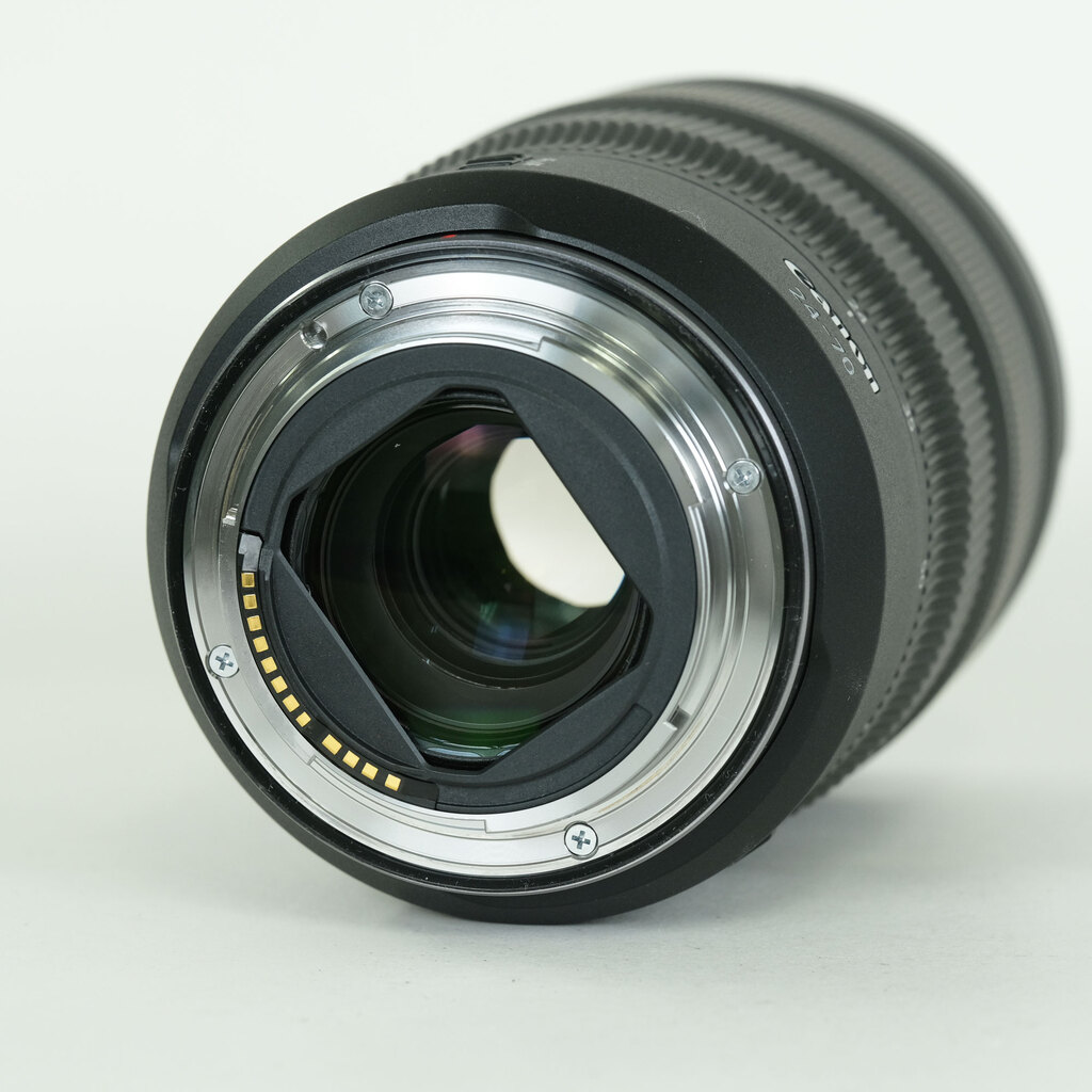 Canon RF24-70mm F2.8 L IS USM Canon RF24-70mm F2.8 L IS USM