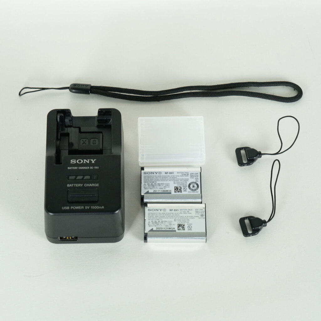SONY Cyber-shot DSC-RX100M3