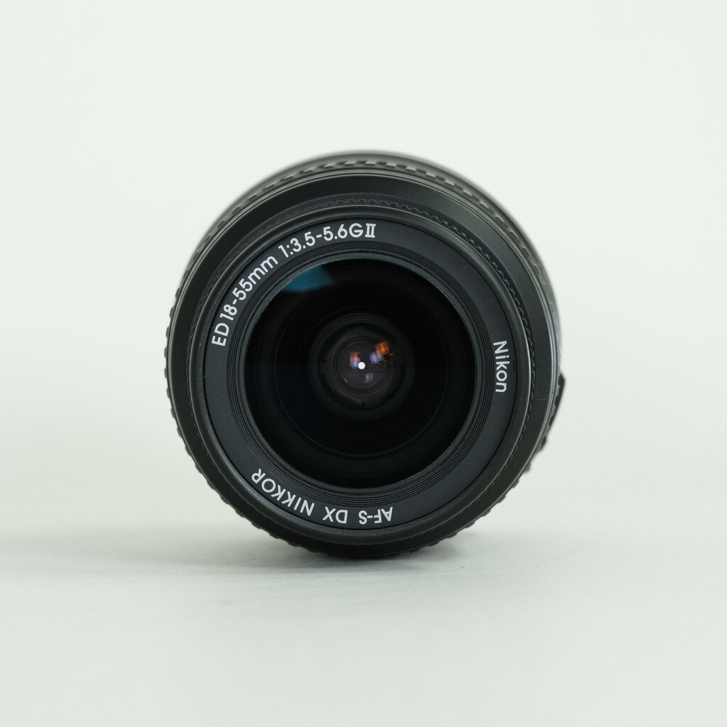 Nikon AF-S DX ED 18-55mm F3.5-5.6 GII ブラック Nikon AF-S DX ED 18-55mm F3.5-5.6 GII ブラック