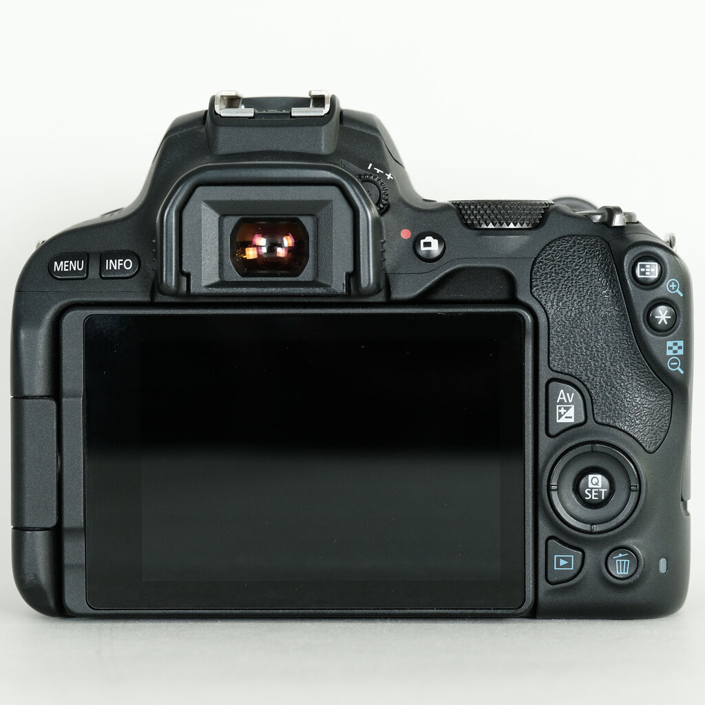 Canon EOS Kiss X9