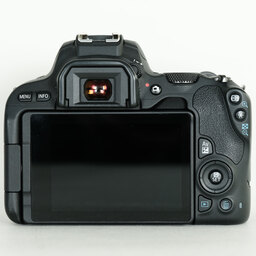 Canon EOS Kiss X9