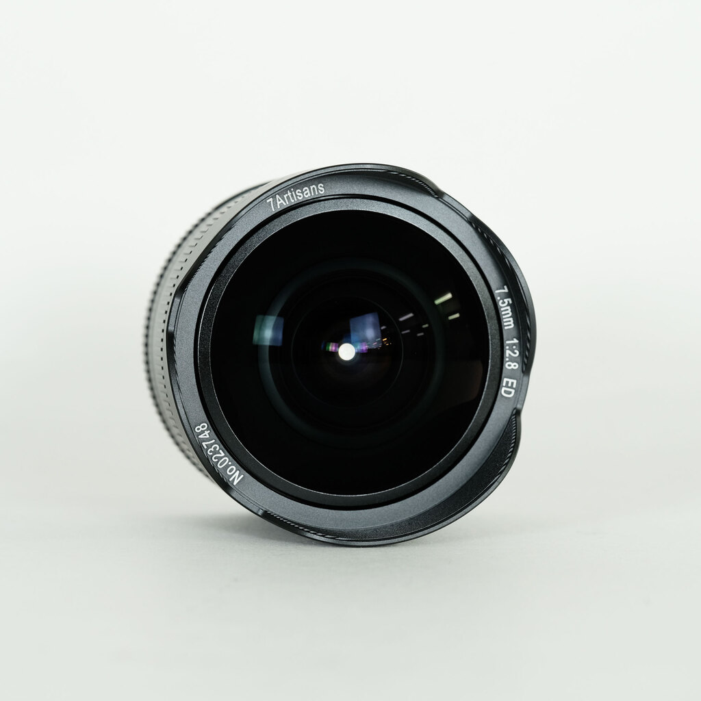 七工匠 7Artisans 7.5mm F2.8 Fish-eye II (フジフイルムX用) ブラック