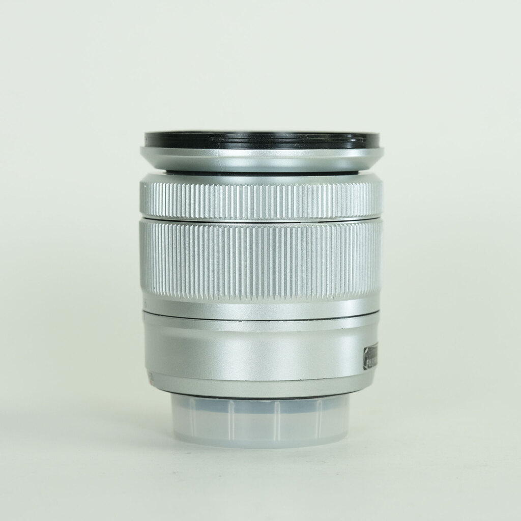 FUJIFILM フジノン XC16-50mm F3.5-5.6 OIS シルバー FUJIFILM フジノン XC16-50mm F3.5-5.6 OIS シルバー