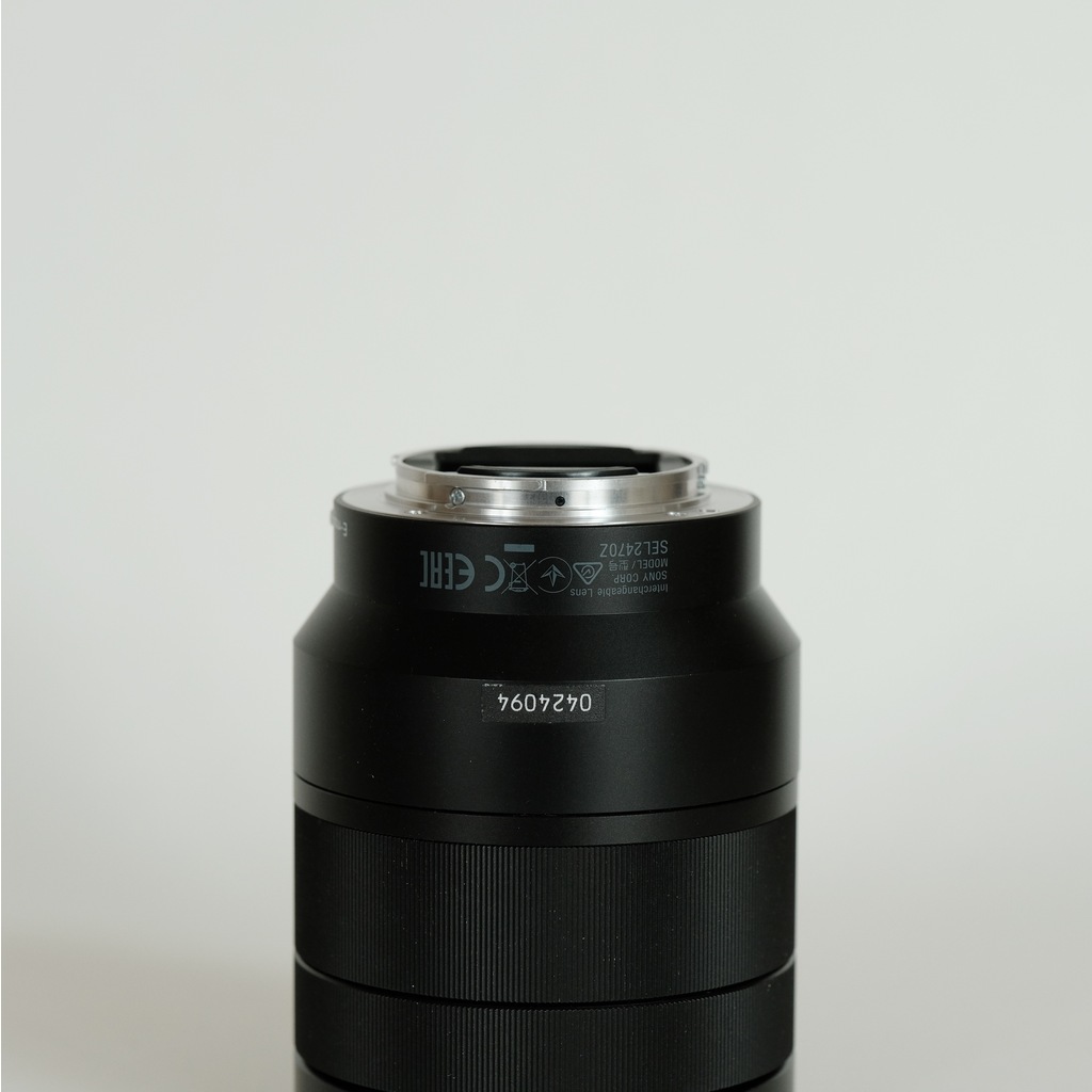 レンズ(ズーム) SONY VARIO-TESSAR T*FE24-70/F4 SEL2470Z SONY Vario-Tessar T＊ FE 24-70mm F4 ZA OSS SEL2470Zの出品 | ONE