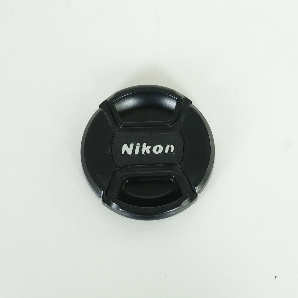 Nikon AF-S VR Micro-Nikkor 105mm f/2.8G IF-ED Nikon AF-S VR Micro-Nikkor 105mm f/2.8G IF-ED