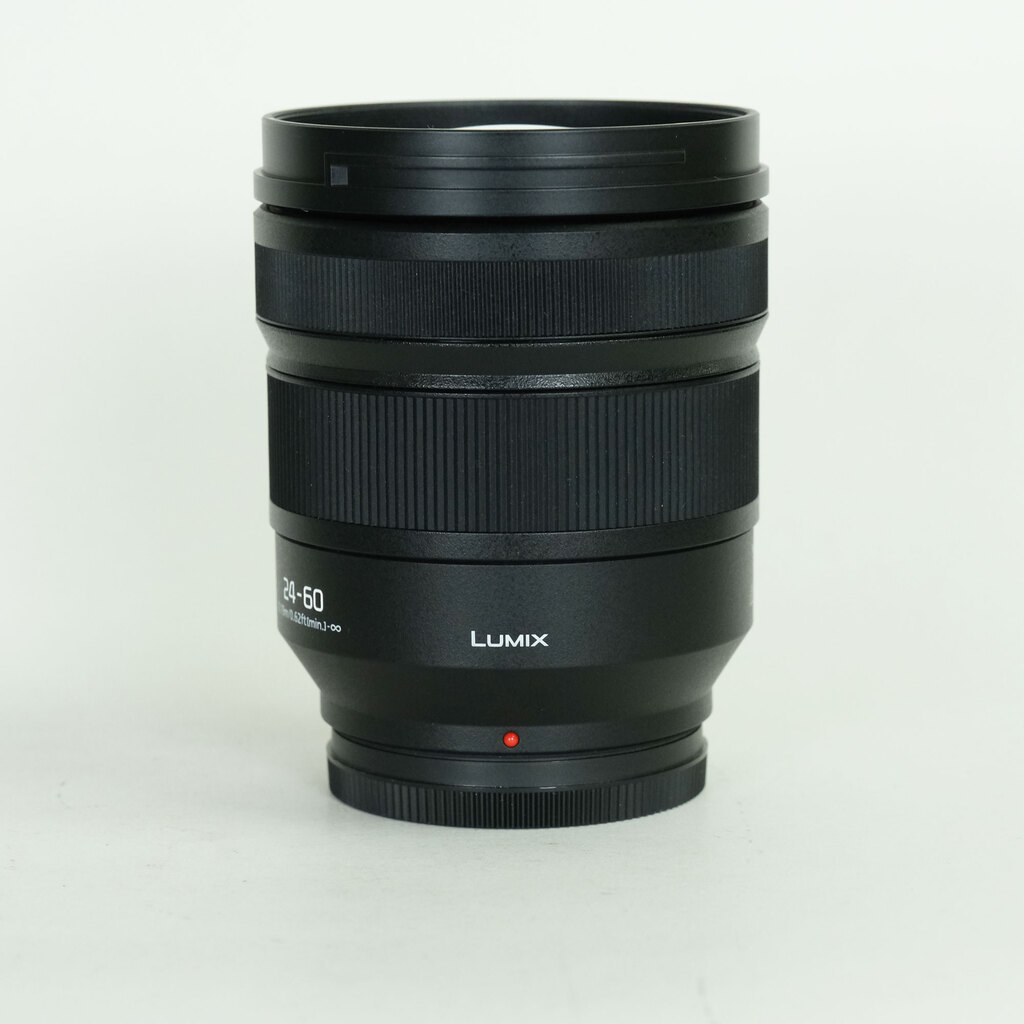 Panasonic LUMIX S 24-60mm F2.8