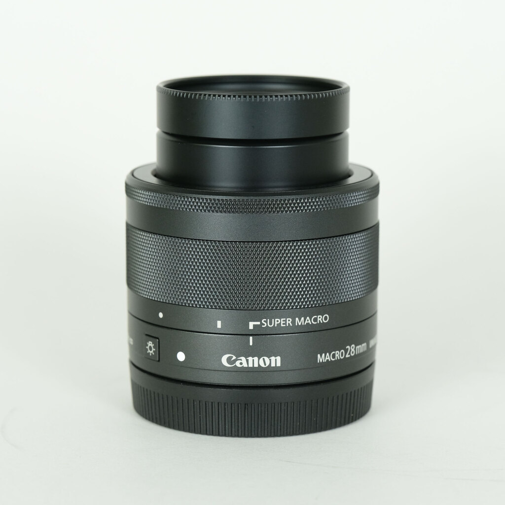 Canon EF-M28mm F3.5 マクロ IS STM