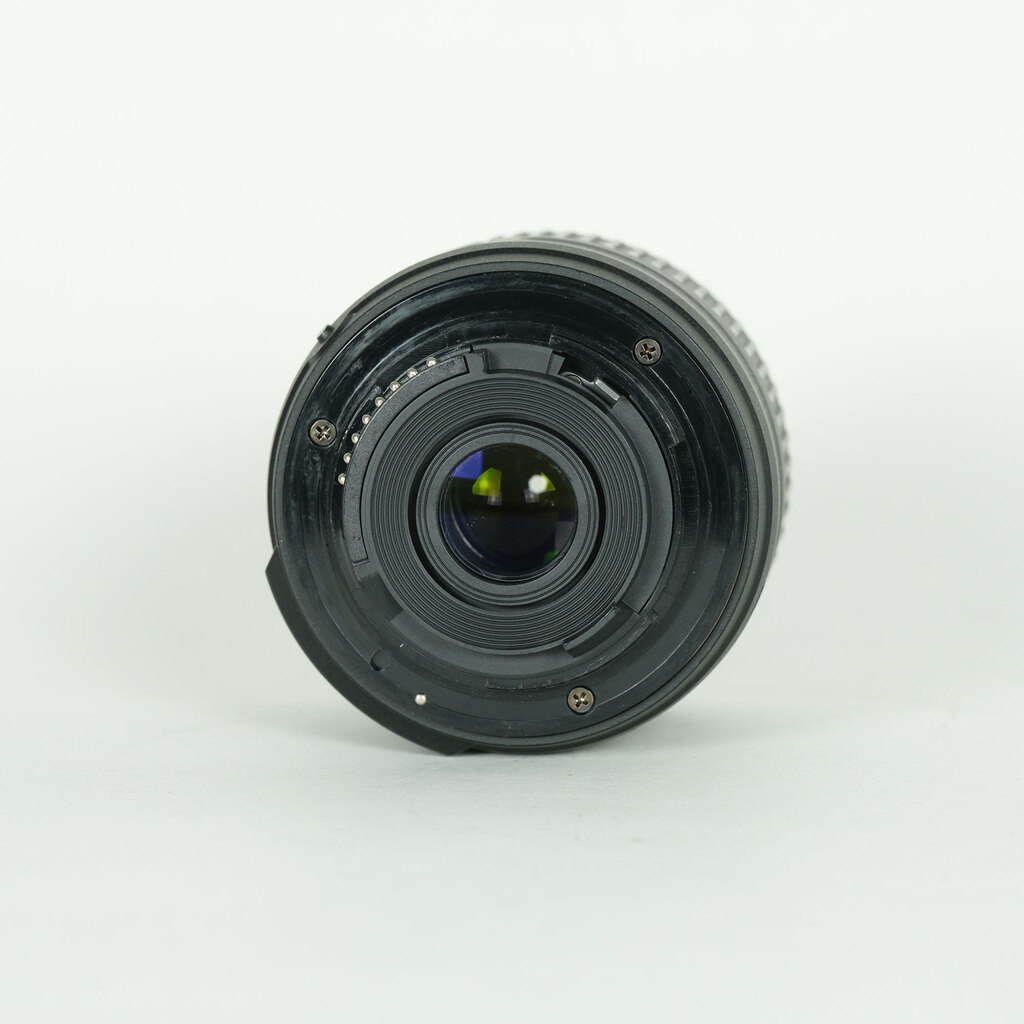 Nikon AF-S DX NIKKOR 18-55mm f3.5-5.6G VR II