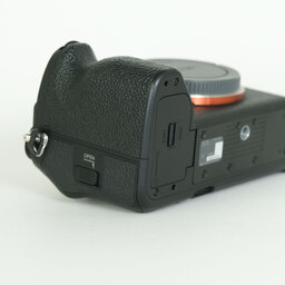 SONY α7 IV(ILCE-7M4) SONY α7 IV(ILCE-7M4)