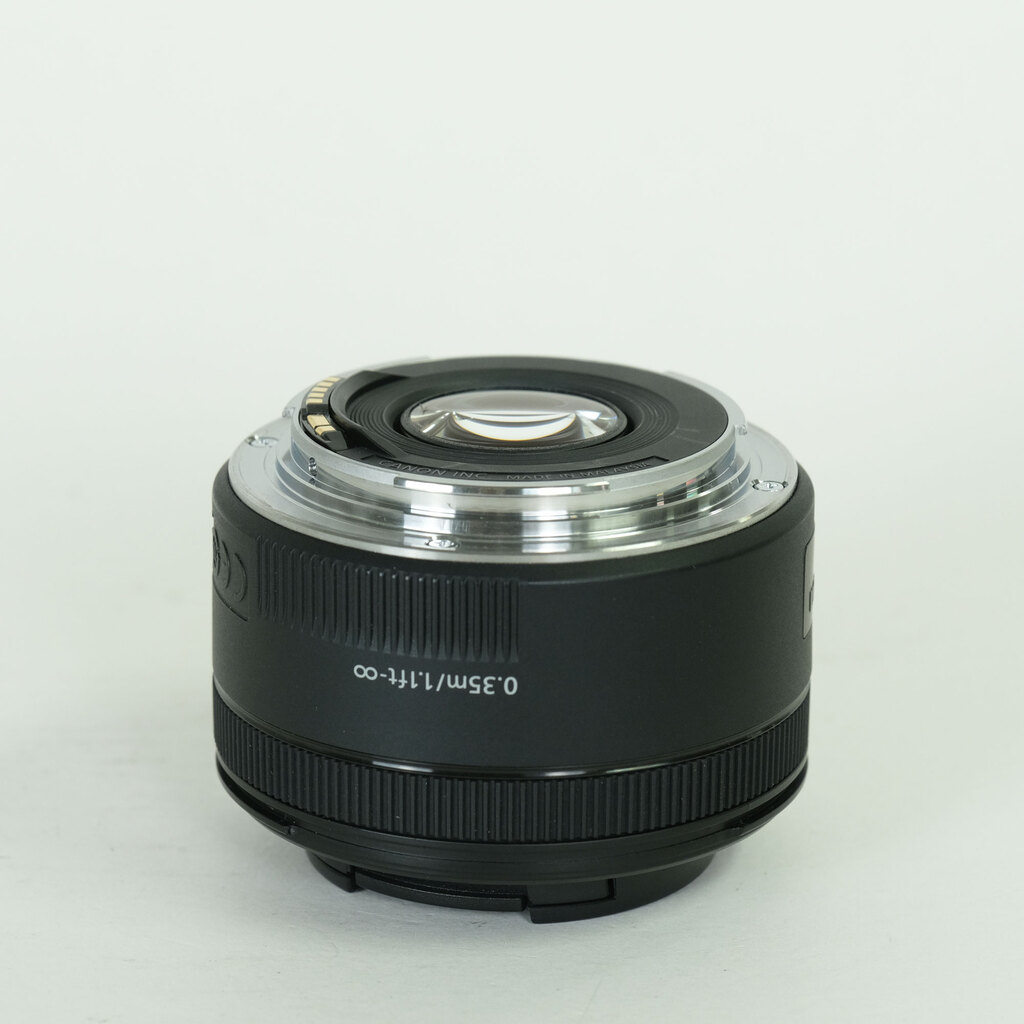 Canon EF50mm F1.8 STM Canon EF50mm F1.8 STM