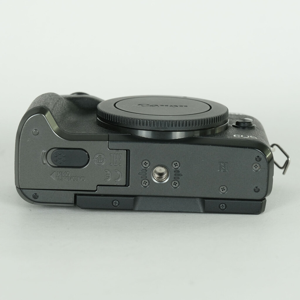 Canon EOS M6 Canon EOS M6