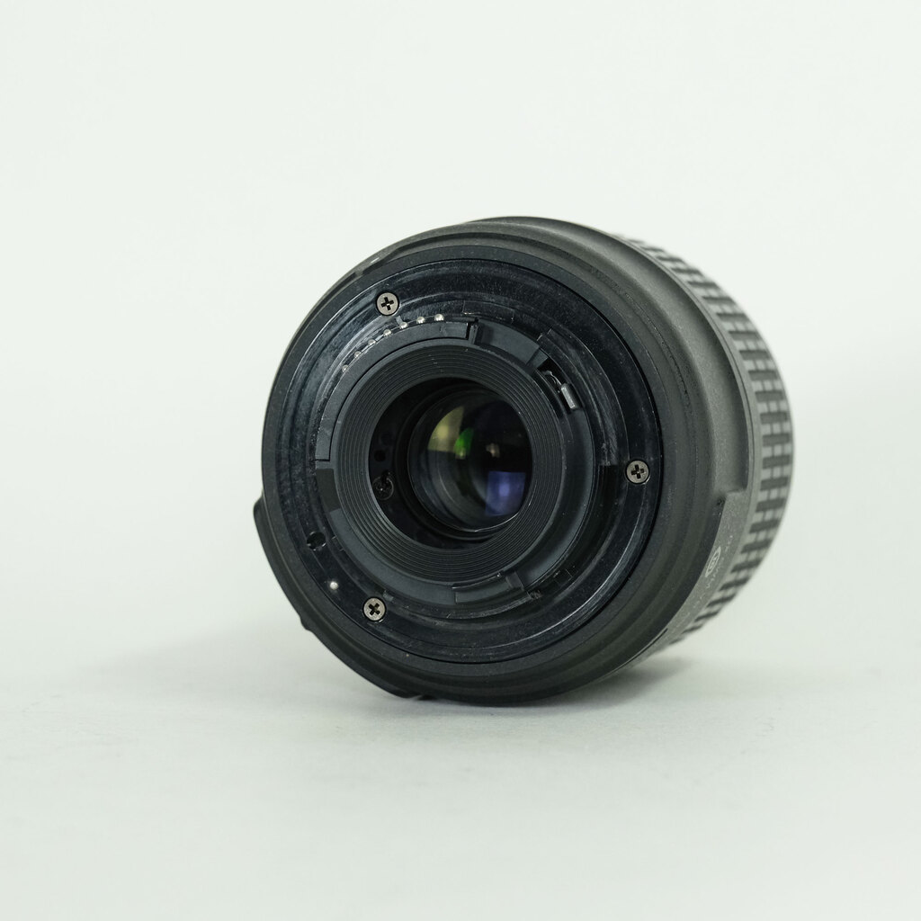 Nikon AF-S DX NIKKOR 18-55mm F3.5-5.6 G VR