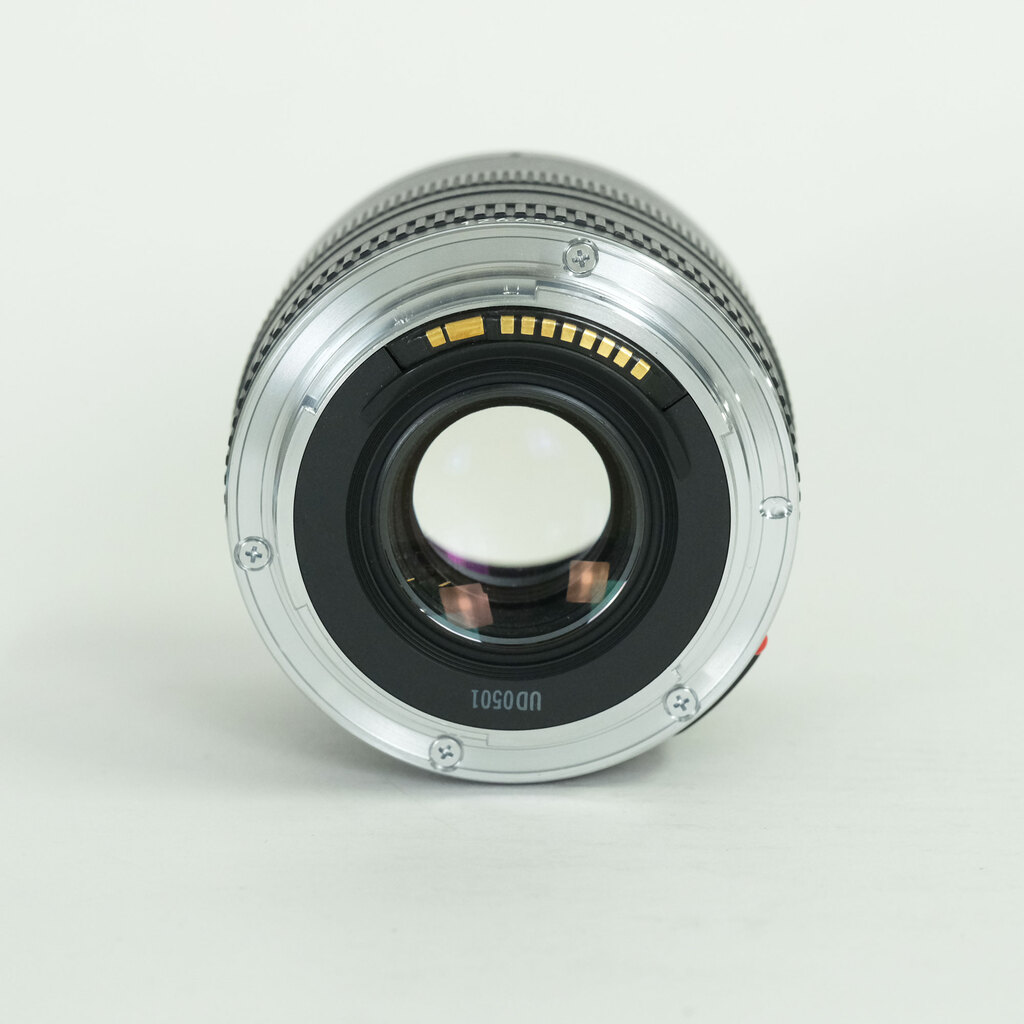 Canon EF50mm F2.5 コンパクトマクロ