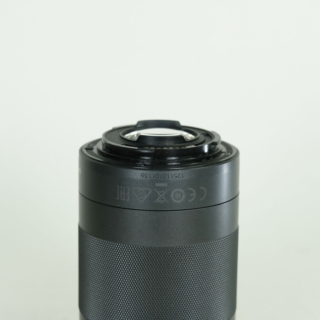 Canon EF-M18-150mm F3.5-6.3 IS STM