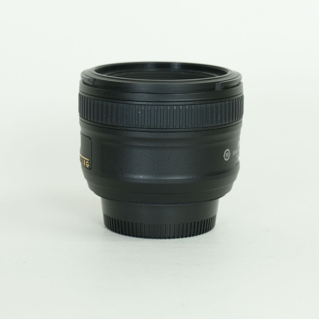 Nikon AF-S NIKKOR 50mm f/1.8G Nikon AF-S NIKKOR 50mm f/1.8G