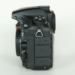 Nikon D810