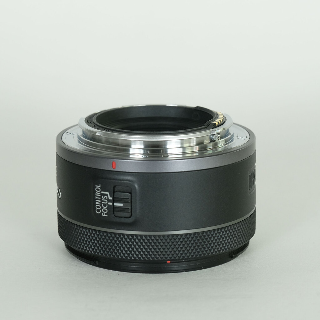 Canon RF50mm F1.8 STM