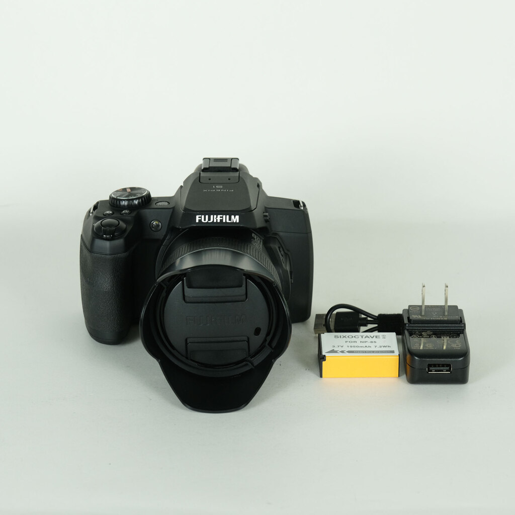 FUJIFILM FinePix S1 ブラックの出品 | ONE SCENE（ワンシーン）