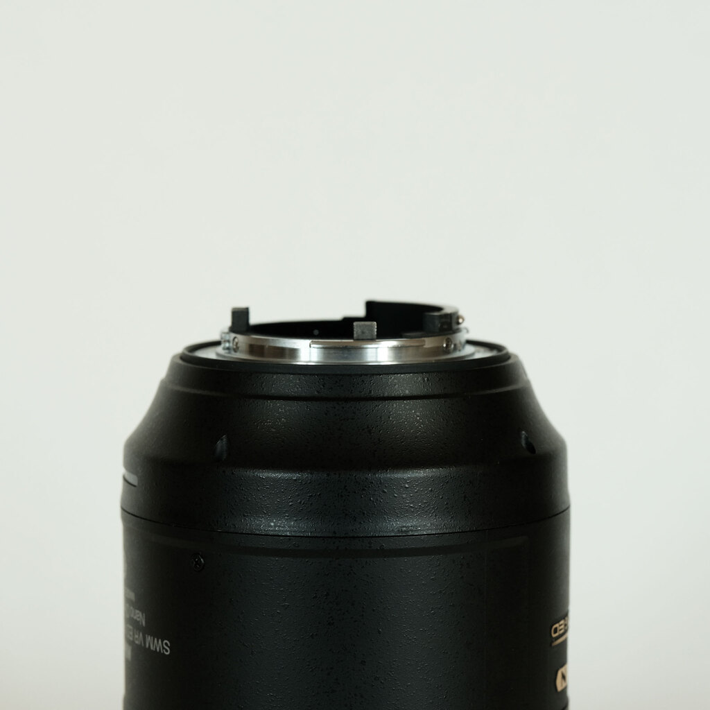 Nikon AF-S VR Micro-Nikkor 105mm f/2.8G IF-ED