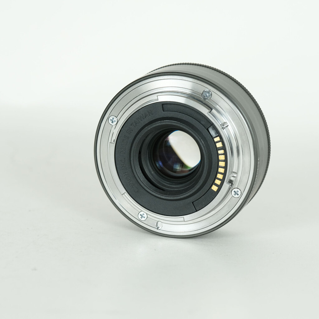 Canon EF-M22mm F2 STM