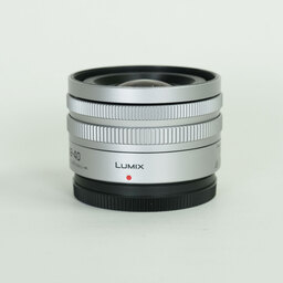 Panasonic LUMIX S 18-40mm F4.5-6.3 Panasonic LUMIX S 18-40mm F4.5-6.3