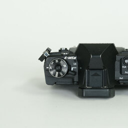 OLYMPUS OM-D E-M5 Mark II